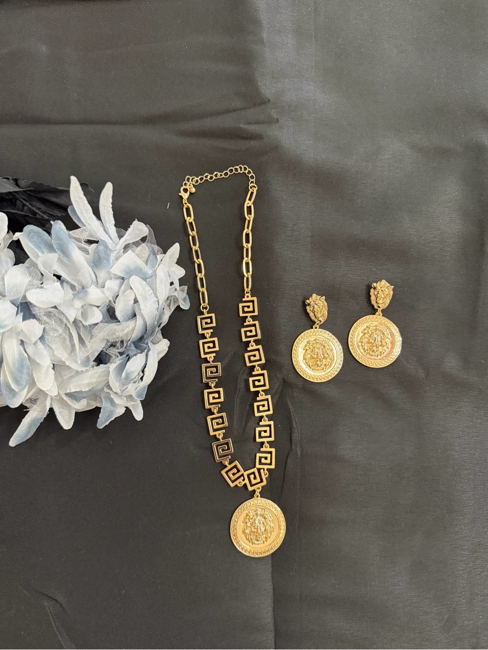 Vintage Lion Head Pendant Necklace
And Earrings Set for Women,